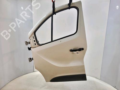 Used Left front door RENAULT TRAFIC III Van (FG_) 1.6 dCi 120 (FGMB, FGMC) (120 hp) 29111679