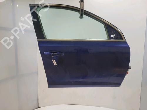 Used Right front door Right front door 38497001 38497001