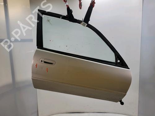 Dør højre fortil TOYOTA COROLLA Liftback (_E11_) 1.6 (ZZE112_, ZZE112R) (110 hp) 31122261