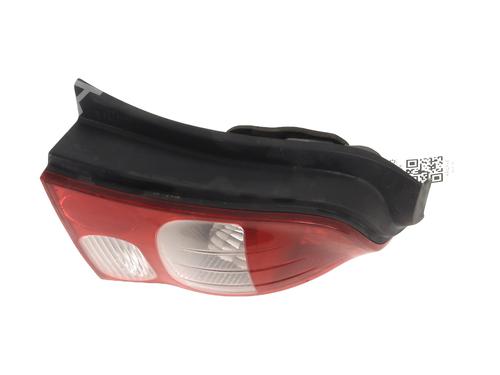 Used Right taillight RENAULT TWINGO II (CN0_) 1.2 16V (CN04, CN0B) (75 hp) 31662309