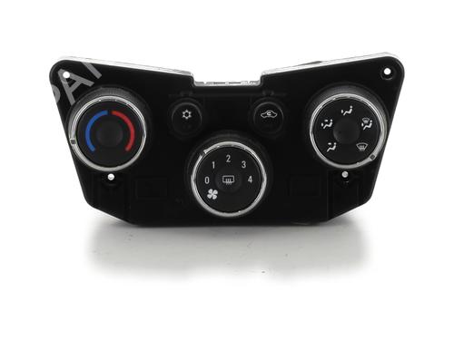 Used Climate control Climate control 29296333 29296333