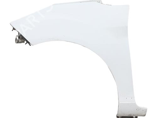 Forskærm venstre FORD FIESTA VI (CB1, CCN) 1.4 TDCi (70 hp) 32975020