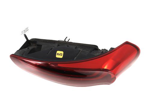 Używane Lampa tylna prawa CITROËN C4 Picasso II 1.6 BlueHDi 120 (120 hp) 30808298