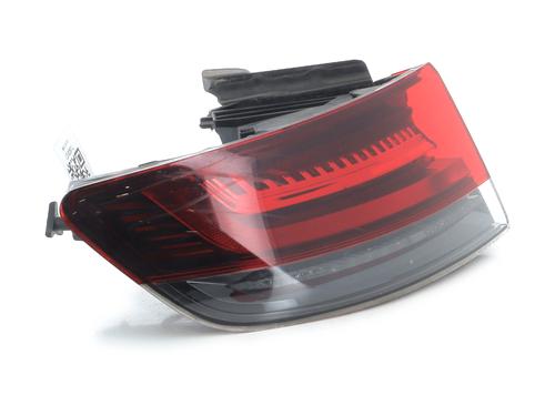 Left taillight RENAULT MEGANE IV Hatchback (B9A/M/N_) 1.5 Blue dCi 115 (B9A6) | BP31367364C34 
