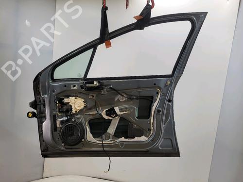 Right front door PEUGEOT 407 (6D_) 2.0 HDi (6DRHRH) | BP29145137C3 