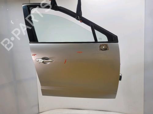 Used Right front door RENAULT SCÉNIC III (JZ0/1_) 1.5 dCi (110 hp) 29820011