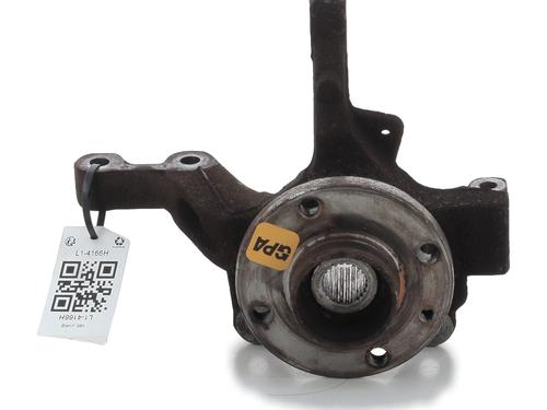 Used Left front steering knuckle RENAULT CLIO III (BR0/1, CR0/1) [2005-2014]  27667894