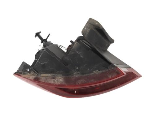 left-taillight-renault-megane-iv-hatchback-b9amn_-2015-36211791 main image