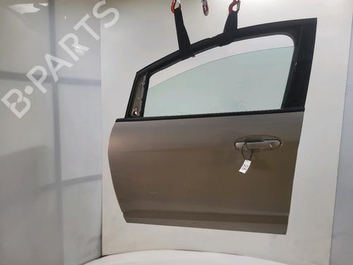 Used Left front door Left front door 39490230 39490230