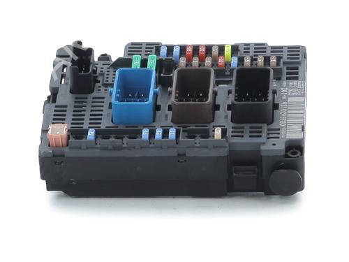 Sikringsdåse PEUGEOT 308 II (LB_, LP_, LW_, LH_, L3_) 1.2 THP 130 (131 hp) 31749619