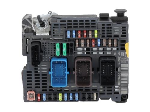 Fuse box CITROËN C4 II (NC_) 1.6 BlueHDi 100 | BP32279520E1 - Image 2