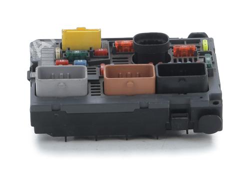 Used Fuse box CITROËN BERLINGO Box Body/MPV (B9) 1.6 HDi / BlueHDi 75 (75 hp) 32225922