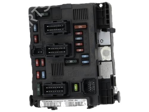 Fuse box PEUGEOT 206 SW (2E/K) 1.6 HDi 110 | BP38031384E1 - Image 2