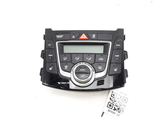Used Climate control HYUNDAI i30 Estate (GD) 1.6 CRDi (128 hp) 10473158
