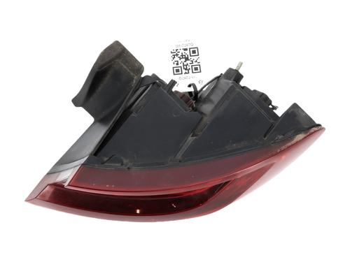 right-taillight-renault-megane-iv-hatchback-b9amn_-2015-36182013 main image
