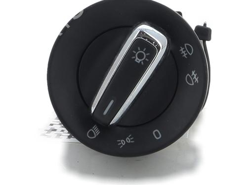 Used Steering column stalk SKODA RAPID (NH3, NK3, NK6) 1.6 TDI (90 hp) 30118993