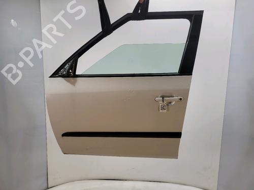 Used Left front door SKODA FABIA II (542) 1.6 TDI (75 hp) 30558719