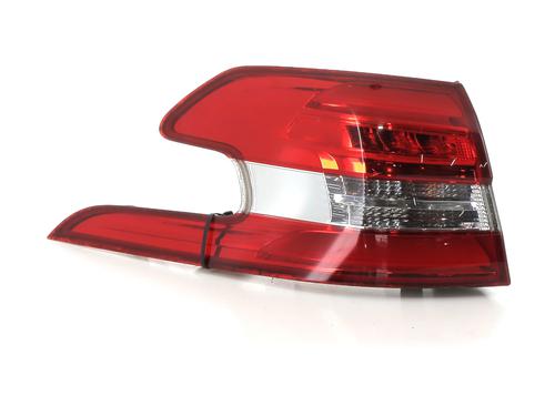 Left taillight PEUGEOT 308 SW II (LC_, LJ_, LR_, LX_, L4_) 1.6 BlueHDi 100 | BP29296324C34 