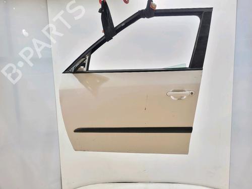 Used Left front door SKODA FABIA II (542) 1.2 12V (60 hp) 29390262