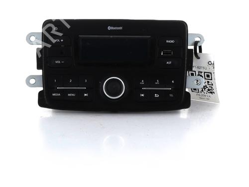 Used Radio Radio DACIA SANDERO II 1.0 SCe 75 (B8JC, B8JD, B8NC) (73 hp) 33331929 33331929