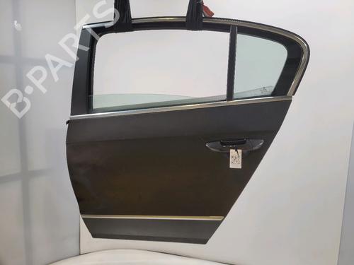 Dør venstre bagtil VW PASSAT B6 (3C2) 2.0 TDI 16V 4motion (140 hp) 29932307