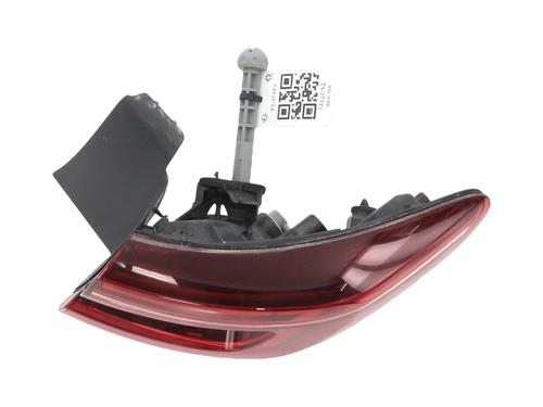 Right taillight RENAULT CLIO V (B7_) 1.0 TCe 90 (B7MT) | BP32654278C35