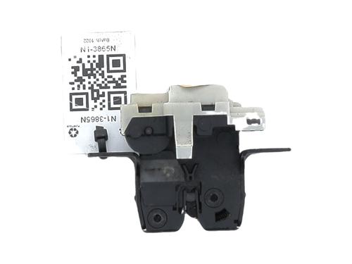 Used Tailgate lock RENAULT CLIO III (BR0/1, CR0/1) 1.5 dCi (BR17, CR17) (86 hp) 28177163