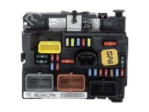 Fuse box CITROËN C3 II (SC_) 1.4 HDi 70 (SC8HZC, SC8HR0, SC8HP4) | BP37064644E1 - Image 2