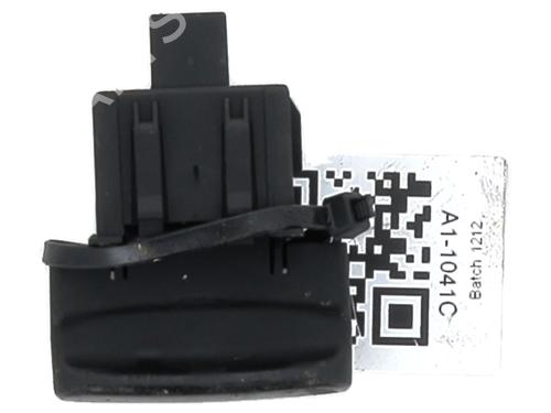 Used Switch Switch PEUGEOT 3008 I MPV (0U_) 1.6 HDi (109 hp) 32654212 32654212