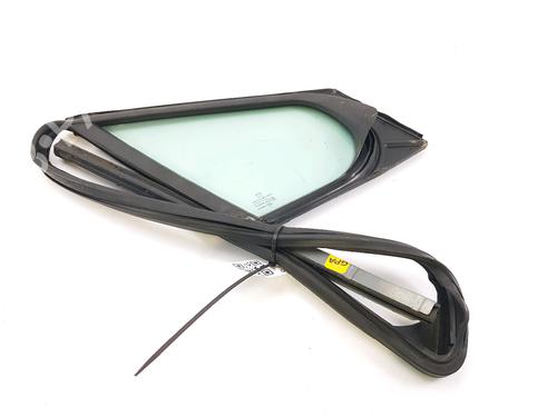 Front left quarter glass PEUGEOT 308 I (4A_, 4C_) 1.6 HDi | BP27907578C111 
