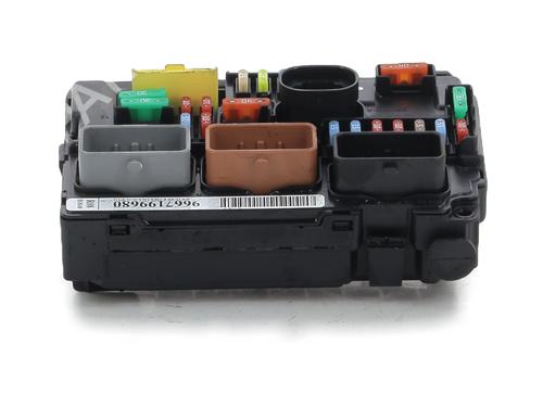 Used Fuse box CITROËN C3 II (SC_) 1.2 VTi 82 (82 hp) 30140998