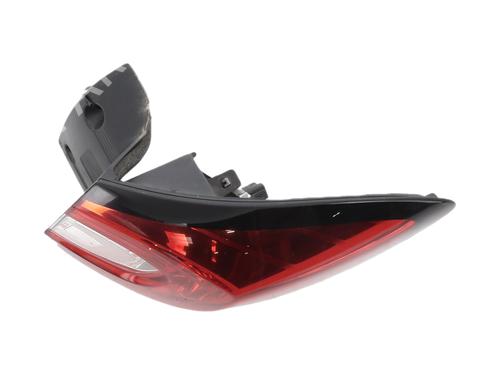 Used Right taillight Right taillight 37680700 37680700
