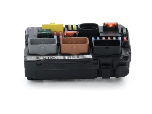 Used Fuse box Fuse box CITROËN C3 II (SC_) 1.4 VTi 95 (95 hp) 35940954 35940954