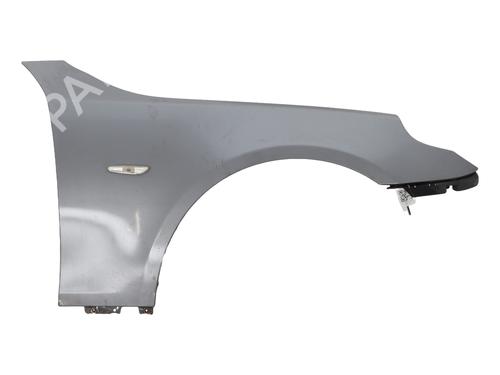 Used Right front fenders Right front fenders BMW 5 Touring (E61) 520 d (150 hp) 34230629 34230629
