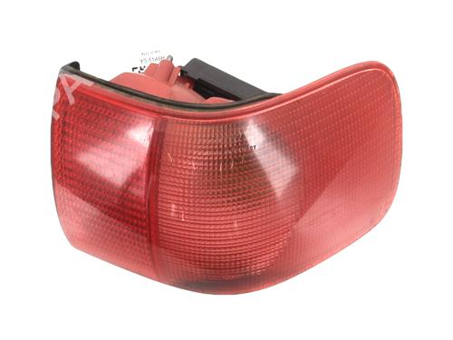 Used Right taillight AUDI 80 B4 Saloon (8C2) 1.9 TDI (90 hp) 31578246