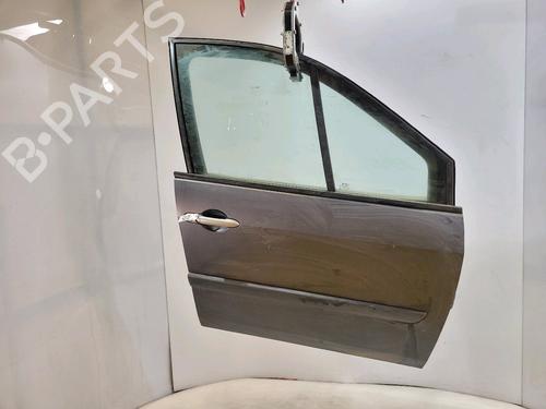 Used Right front door RENAULT SCÉNIC II (JM0/1_) 1.5 dCi (JM1E, JM16) (106 hp) 19446483