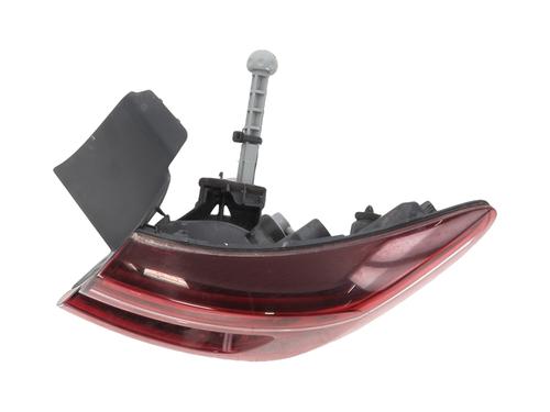 Used Right taillight Right taillight RENAULT CLIO V (B7_) 1.0 TCe 100 (B7MT) (101 hp) 34118780 34118780