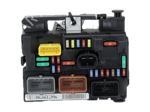 Fuse box CITROËN C3 II (SC_) 1.4 HDi 70 (SC8HZC, SC8HR0, SC8HP4) | BP39498588E1 - Image 2