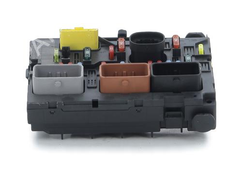 Used Fuse box Fuse box CITROËN C2 (JM_) 1.1 (60 hp) 32693711 32693711