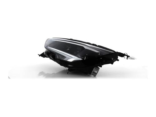 Used Left headlight OPEL CORSA F (P2JO) 1.2 (68) (131 hp) 31304046