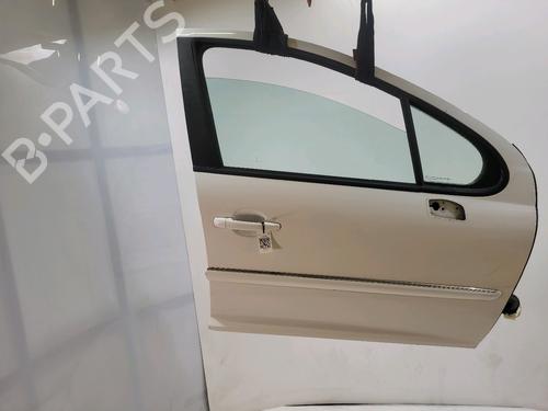 Puerta delantera derecha Puerta delantera derecha PEUGEOT 207 (WA_, WC_) 1.6 HDi (92 hp) 37533050 37533050