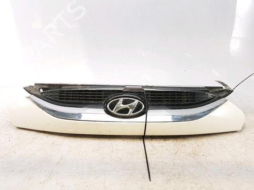 Used Grille HYUNDAI ix35 (LM, EL, ELH) 2.0 CRDi 4WD (184 hp) 19029805