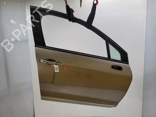 Used Right front door Right front door 36898690 36898690