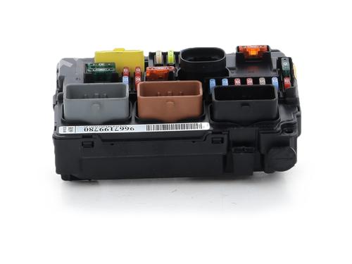Used Fuse box Fuse box CITROËN C3 II (SC_) 1.4 (73 hp) 40277156 40277156