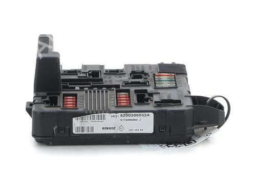 Used Fuse box RENAULT MEGANE II (BM0/1_, CM0/1_) 1.6 16V (BM0C, CM0C) (113 hp) 30799996