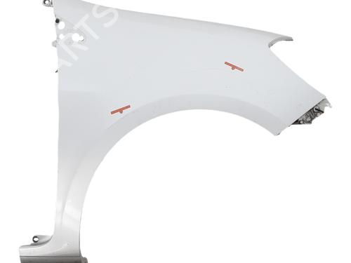 Used Right front fenders Right front fenders RENAULT CLIO III (BR0/1, CR0/1) 1.4 16V (98 hp) 40212333 40212333