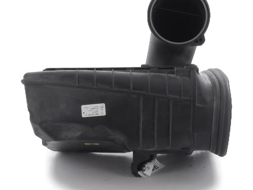 Used Air filter box PORSCHE MACAN (95B) 3.0 S Diesel (258 hp) 32225793