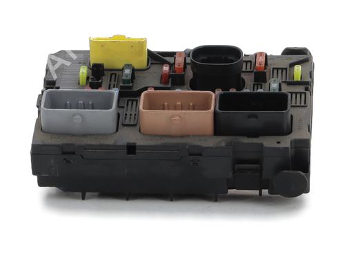 Used Fuse box PEUGEOT 307 (3A/C) 1.6 HDi (90 hp) 27914867