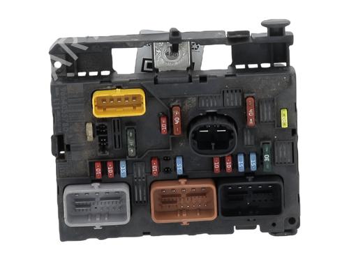 Fuse box PEUGEOT 307 CC (3B) 2.0 HDi 135 | BP31797499E1