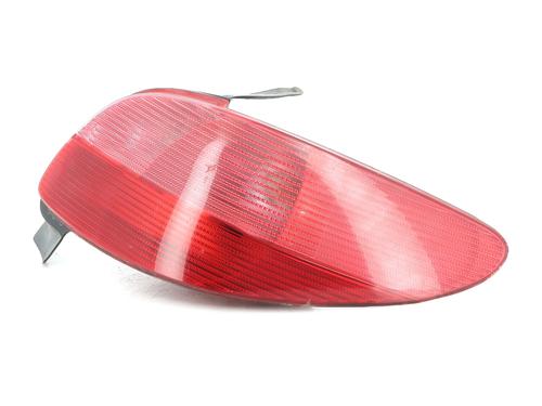 Høyre baklys PEUGEOT 206 Hatchback (2A/C) 2.0 HDI 90 | BP30841927C35 